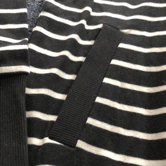 Banana Republic Long Sleeve - Picture 2 of 6